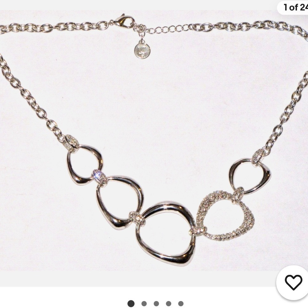 Elegant Silver Necklace
